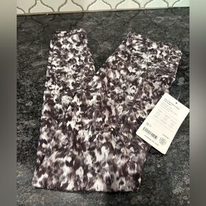 Athleta salutation stash 7/8 tights